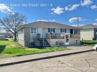 301 N 3rd St UNIT 8, Odessa, MO 64076