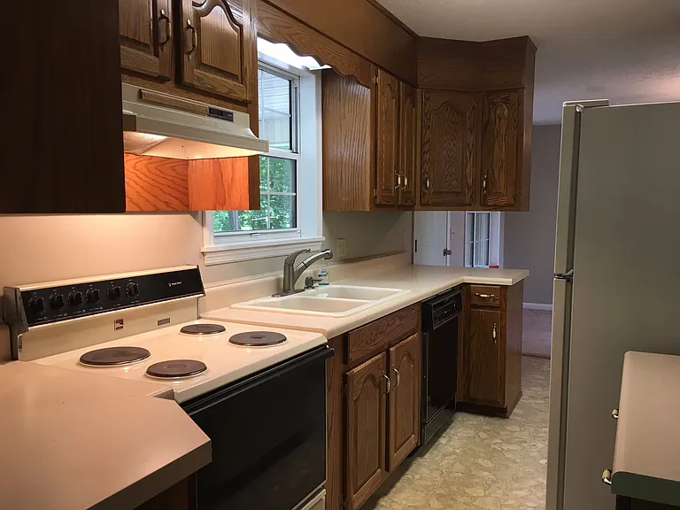 4084 Friendship Rd — Photo 6