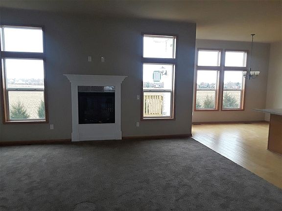 5th image of 4624 Pagoda Dr