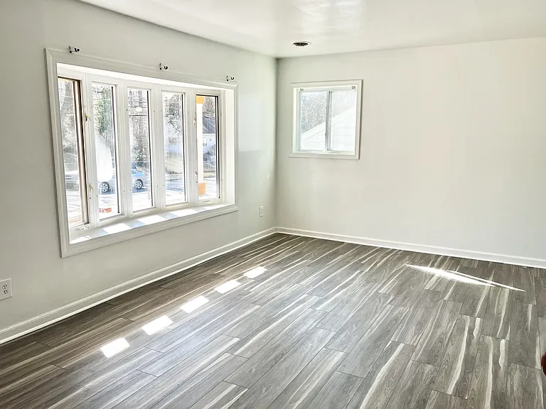 1308 Birchwood Dr — Photo 5