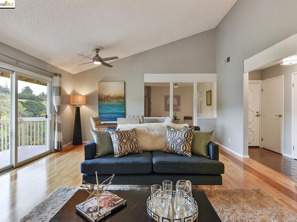 1st image of 8685 Mountain Blvd #36