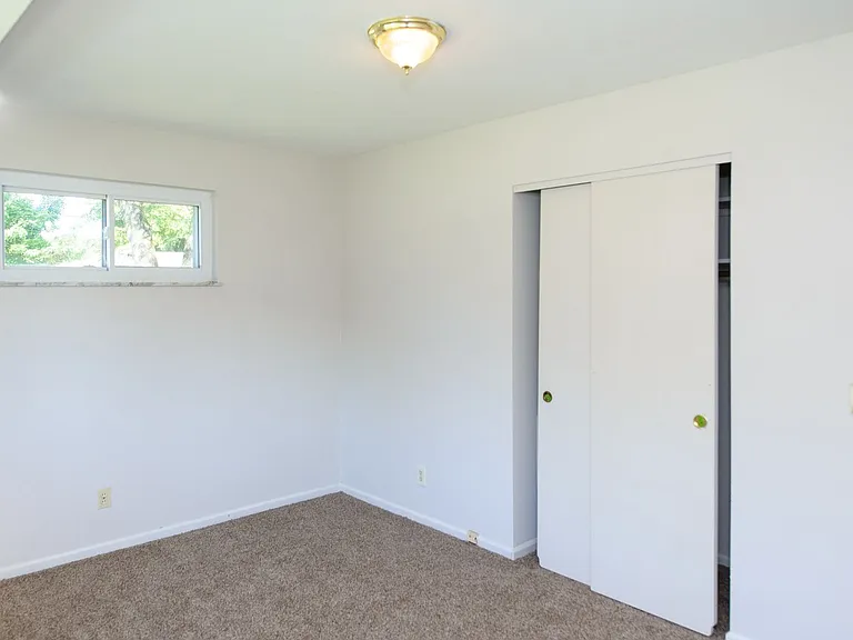 2656 Royal Glen Dr — Photo 10
