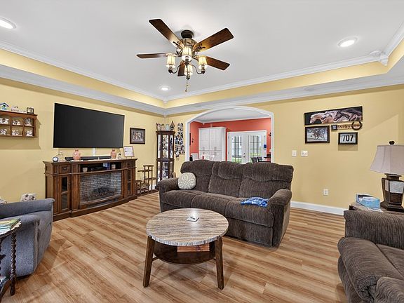 5th image of 3040 Shipley Rd