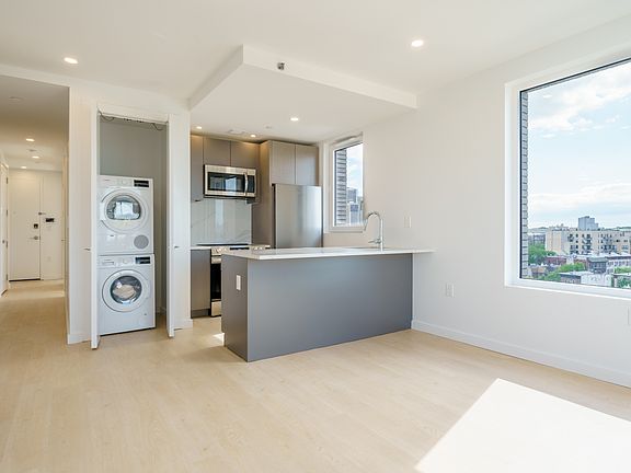 4th image of 1499 Bedford Ave #7J