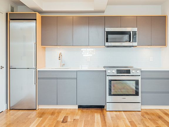 3rd image of 111 Clarkson Ave APT 6A