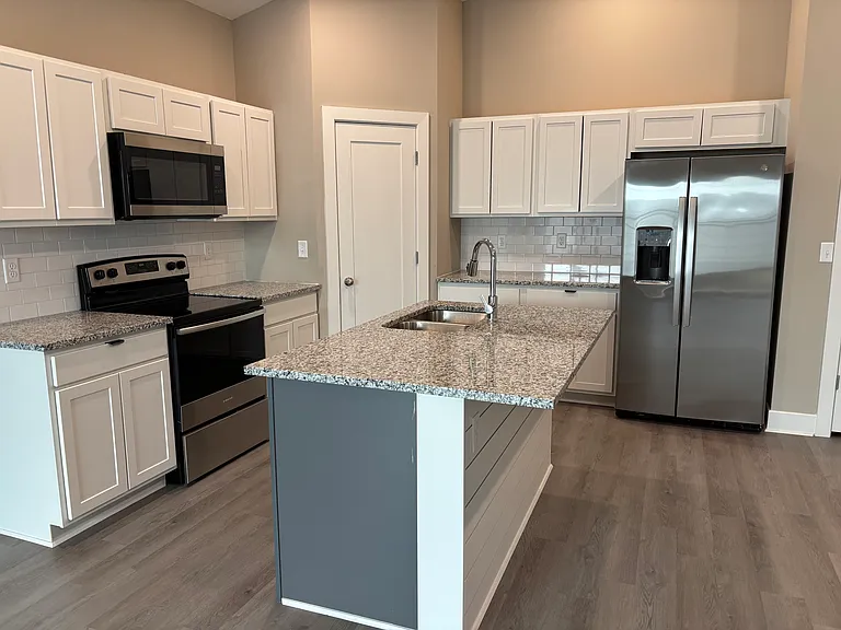 9210 E Wassall St — Photo 3