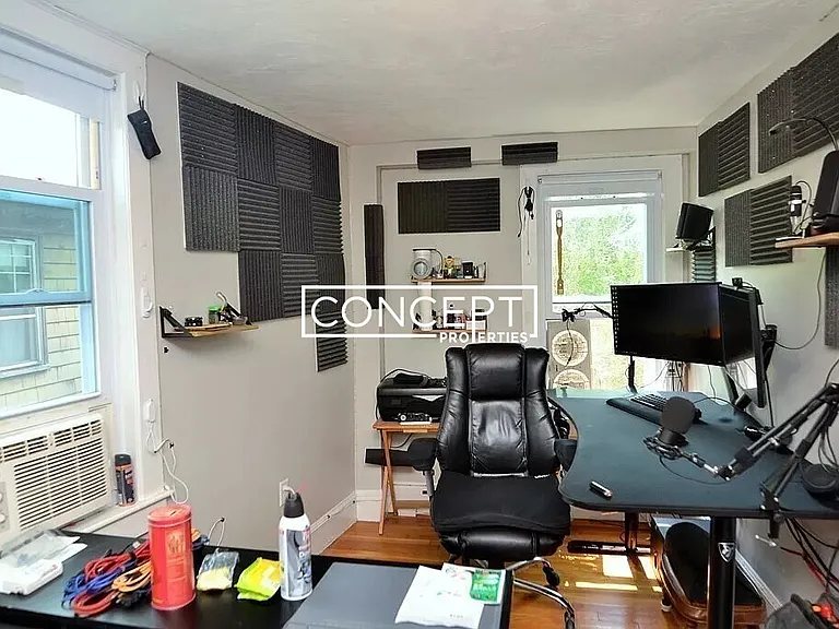 3 Roosevelt Ave #1 — Photo 11