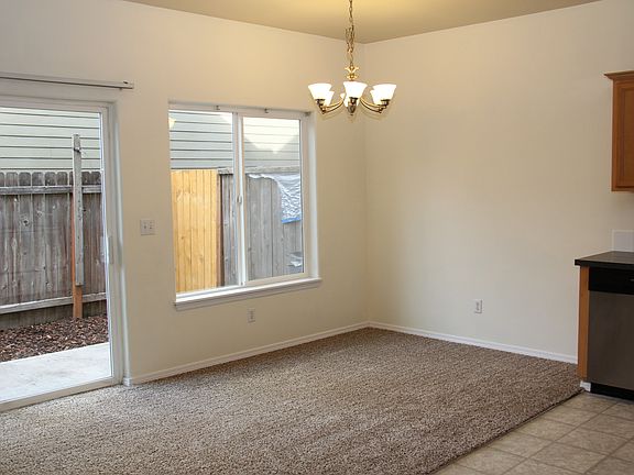 2nd image of 6000 NE 33rd Cir