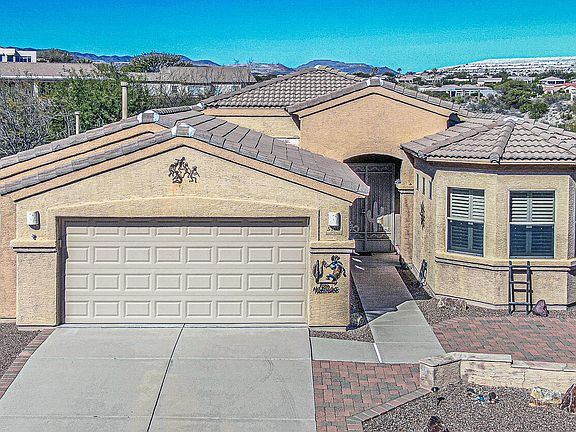 2nd image of 5108 S Via Loma Verde