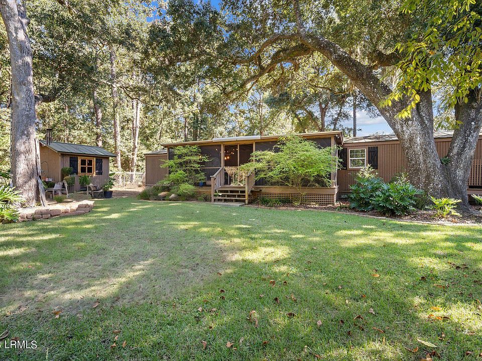 1st image of 16 Joyce Lane