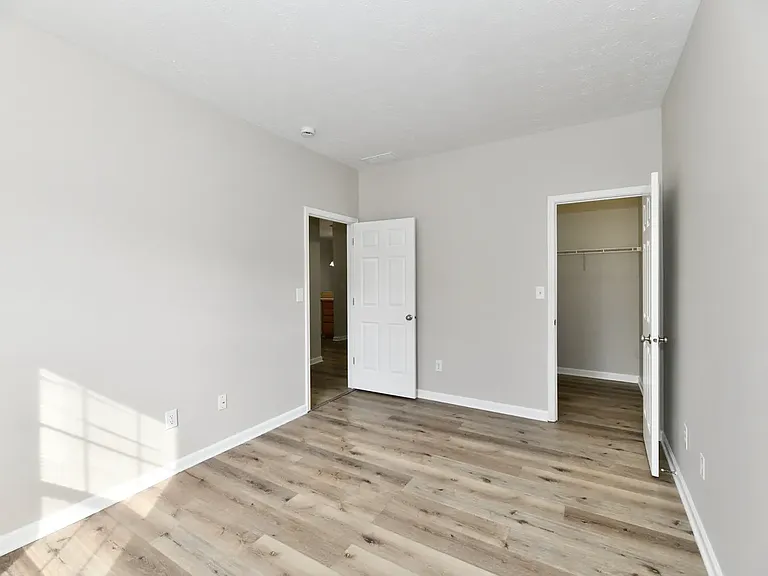 10454 Platinum Dr — Photo 6