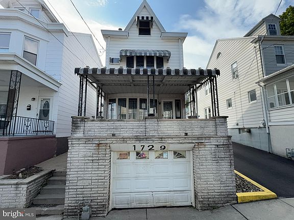 3rd image of 1729 W Norwegian St