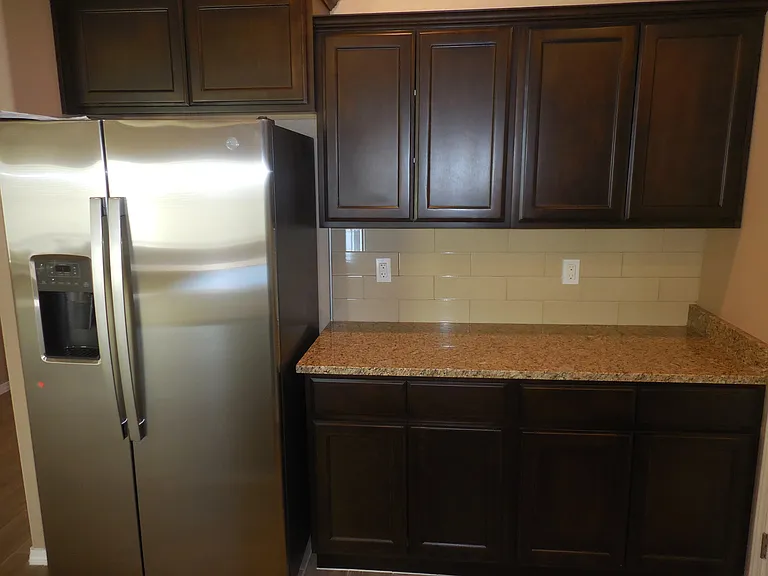7312 Glacier Dr — Photo 5