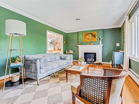 3rd image of 8023 Lake Shore Dr