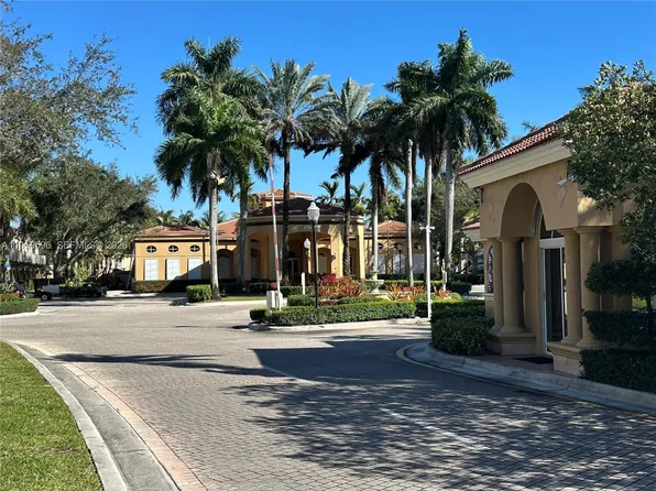 12811 SW 30th St #110, Hollywood, FL 33027