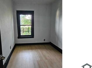 380 Eddy Rd APT 1, Cleveland, OH 44108
