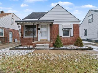 3157 Dallas St, Dearborn, MI 48124