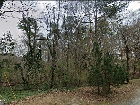 2nd image of 5550 Pine Grove Dr