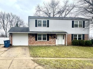 6078 Leycross Dr, Huber Heights, OH 45424