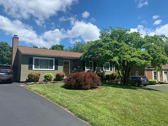2nd image of 4209 Whitehall Cir