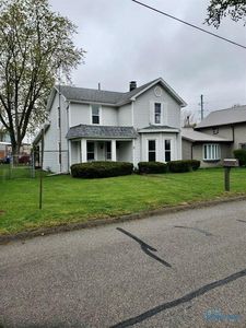 105 High St, Liberty Center, OH, 43532