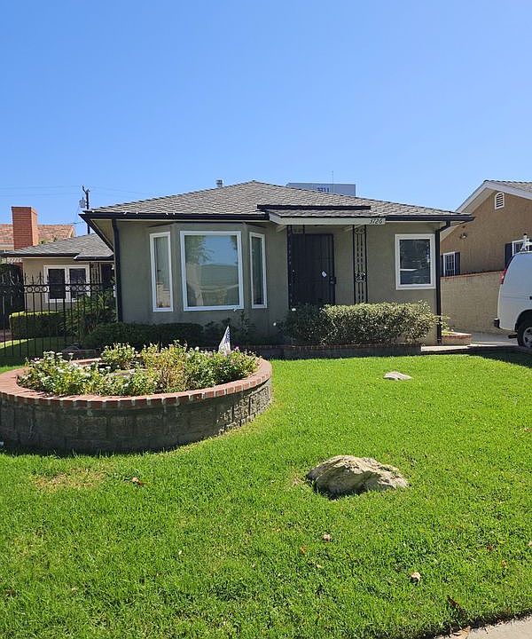 1st image of 3726 Weston Pl