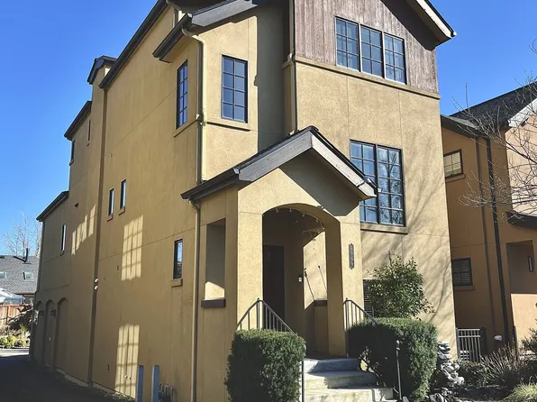 2969 Lord Byron Pl, Eugene, OR 97408