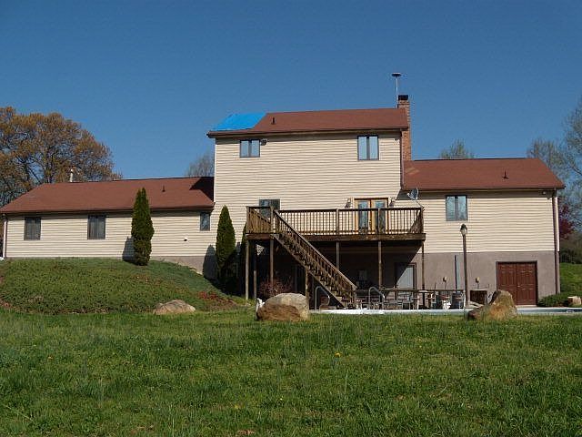2nd image of 532 Mangrums Rd