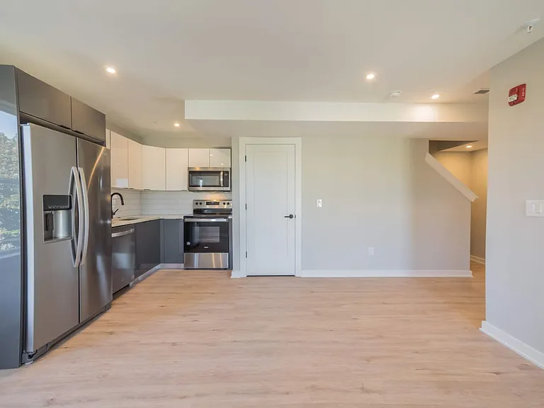 2639 Cecil B. Moore Ave- DPD 4285 Warwick — Photo 10