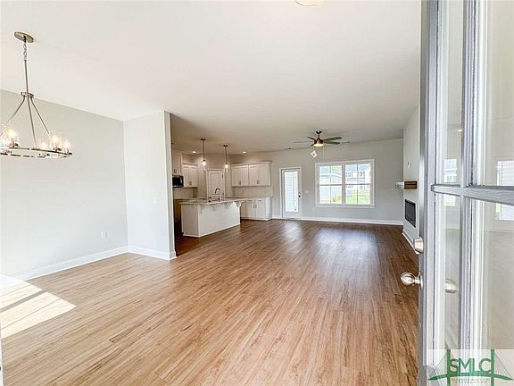 2nd image of 106 Holland Drive NE