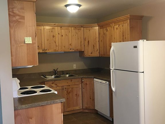 4th image of 1608 1st West Hill Dr #2
