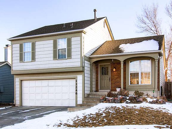 Great location close to shopping, parks, trails