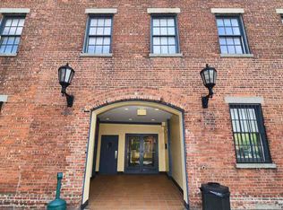 227 Columbus Dr APT 214, Jersey City, NJ 07302