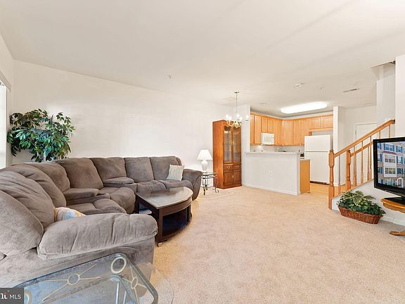 5th image of 15117 Lilywood Ln