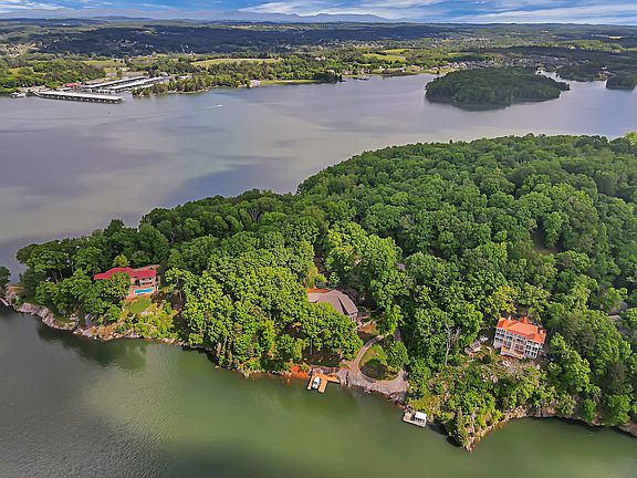3rd image of 1811 Harbour View Dr