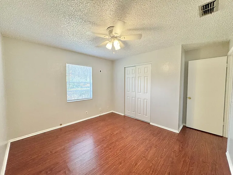 5665 Struthers Ct — Photo 31
