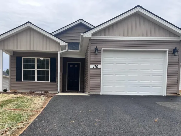 110 Aaliyah Ln, Radford, VA 24141