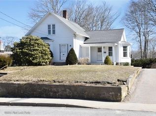 299 Columbia St, South Kingstown, RI 02879
