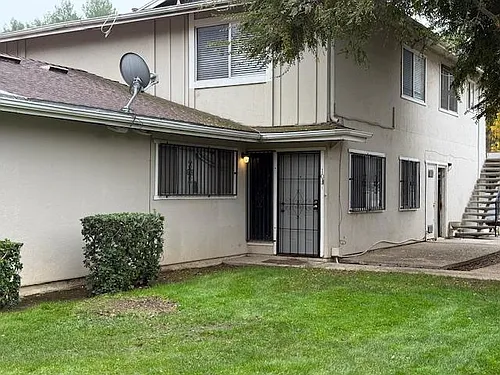 2639 W Fairmont Ave #103 Photo 1