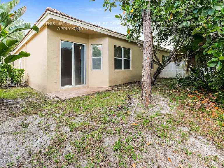 2448 Sandy Cay — Photo 16