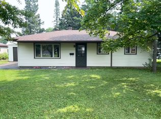 61 Edwards Dr, Silver Bay, MN 55614
