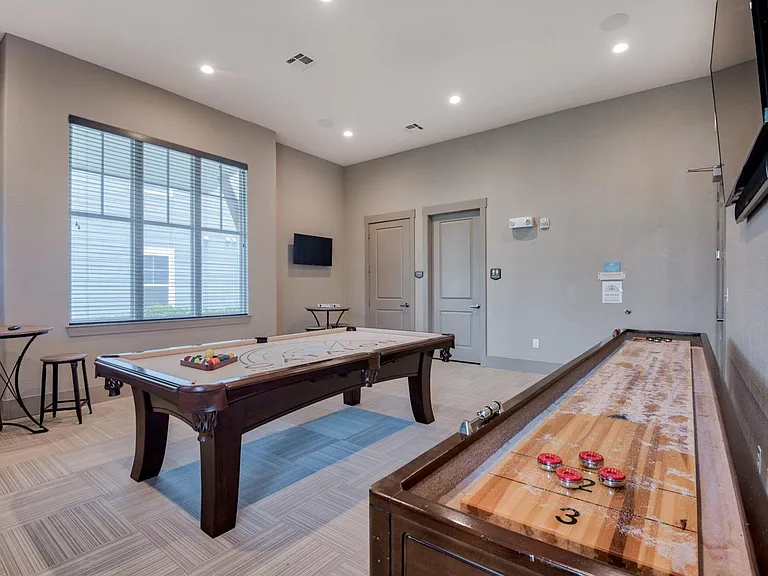 Catalon at Lago Mar I & II — Photo 21