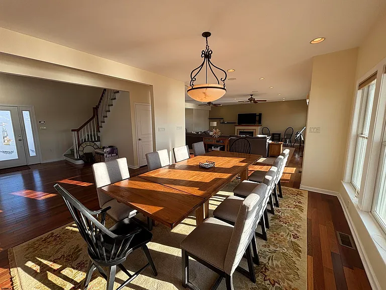 802 N Harvard Ave — Photo 13