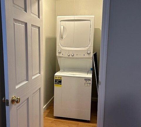 3rd image of 180 Blueberry Ln