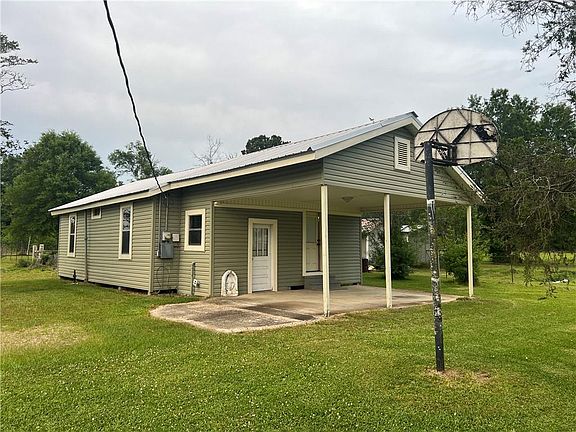 3rd image of 13250 Capace Rd