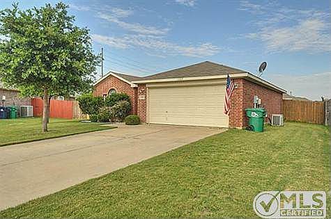 4th image of 1205 Telese Ct