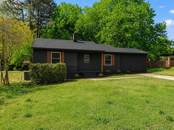 2304 Nelson St, Raleigh, NC 27610