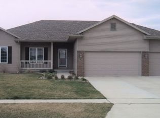 502 SE Michael Dr, Ankeny, IA 50021