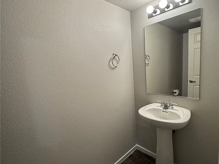 4650 Moonbow Ave #102 — Photo 7