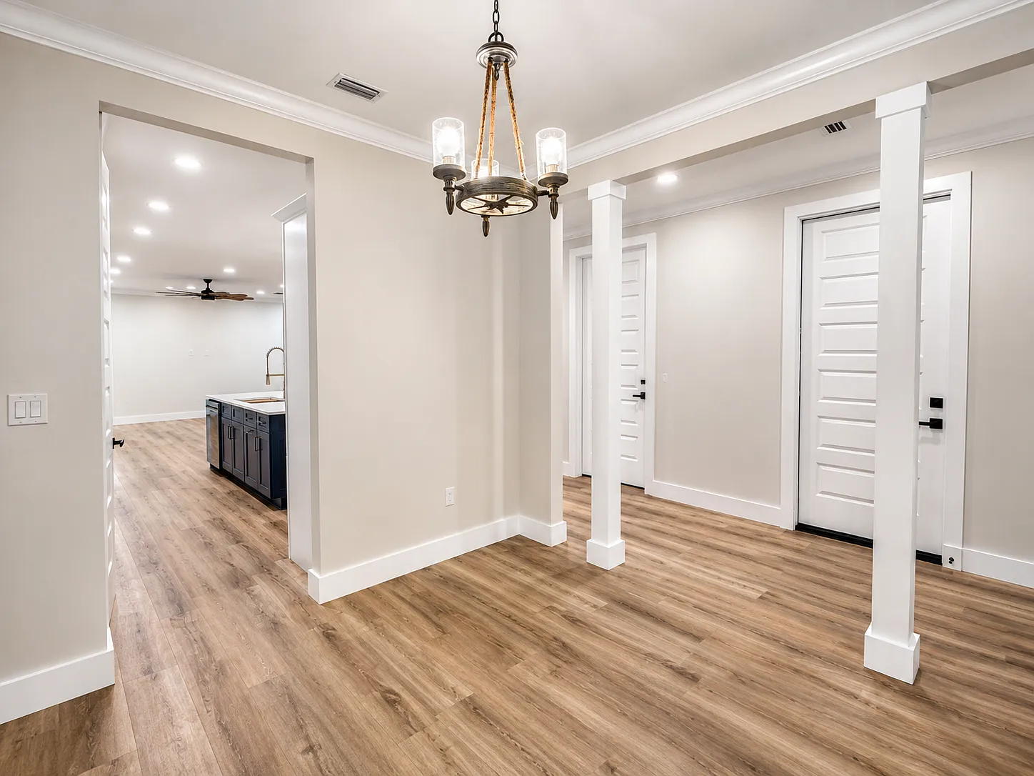3 bed, 1970 sqft, $2,700 — Photo 3
